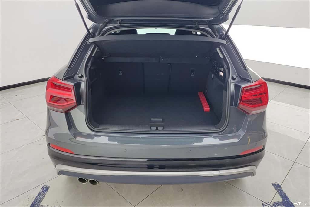 Audi Q2L, 2020 4