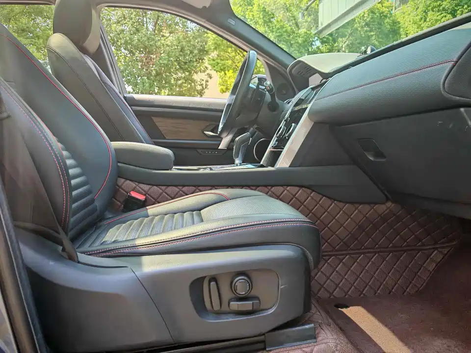 Land Rover Discover sports