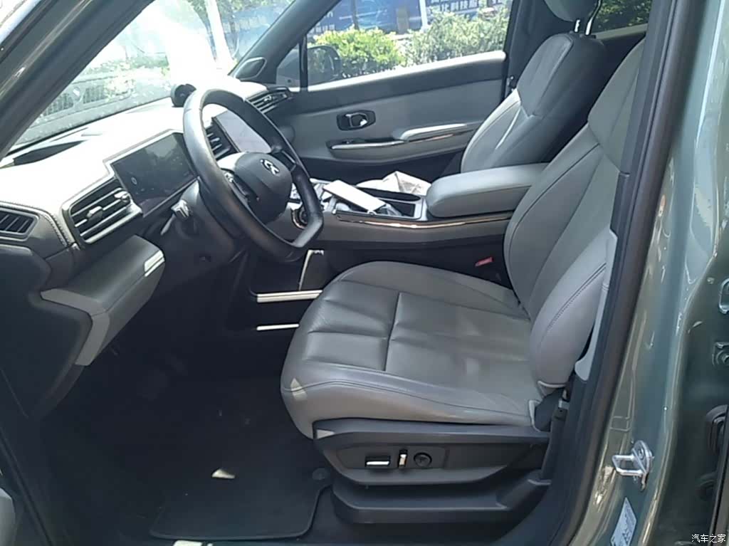 NIO ES8, 2022 15