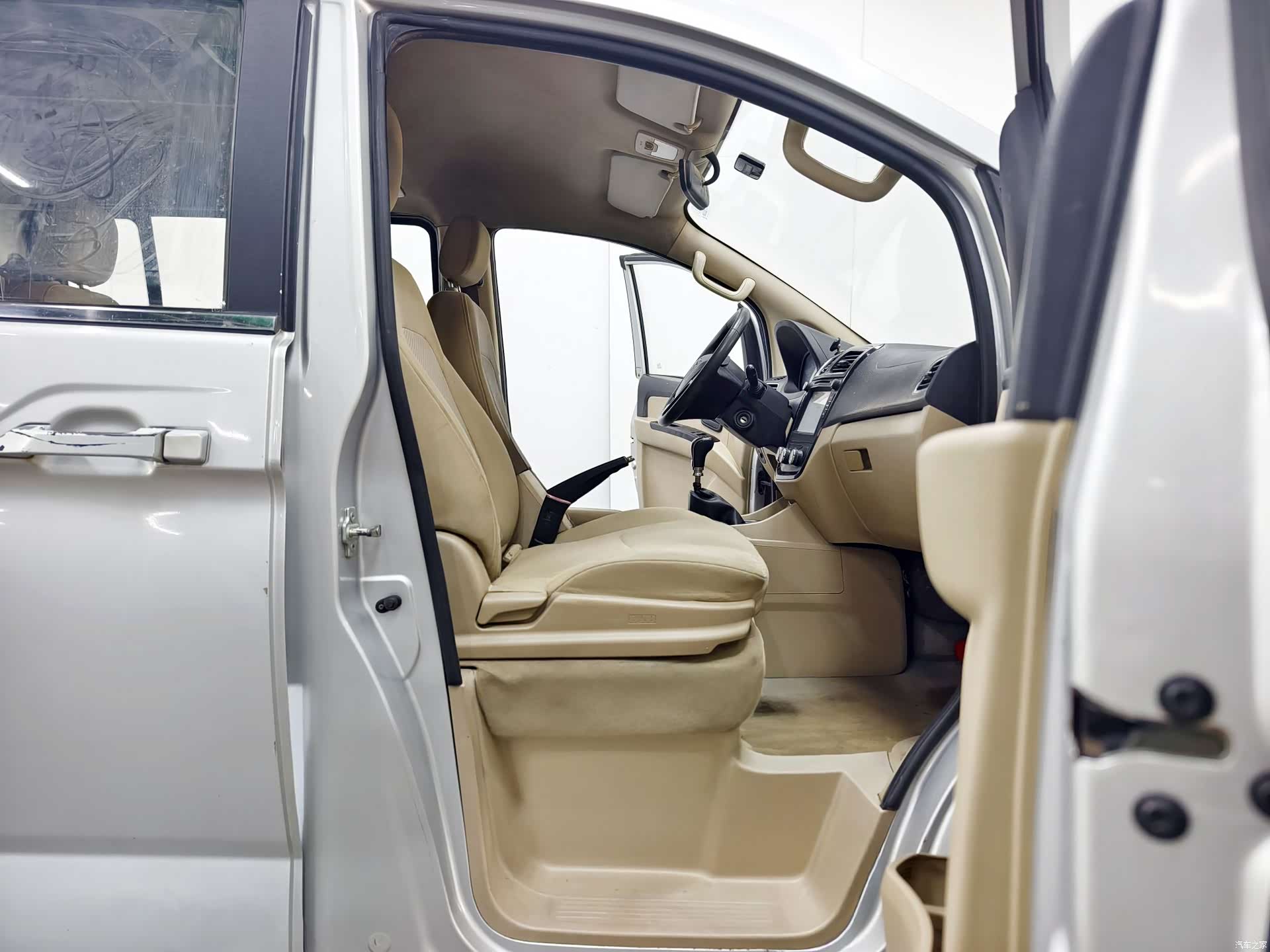 Wuling LJ479QE, 2015 15
