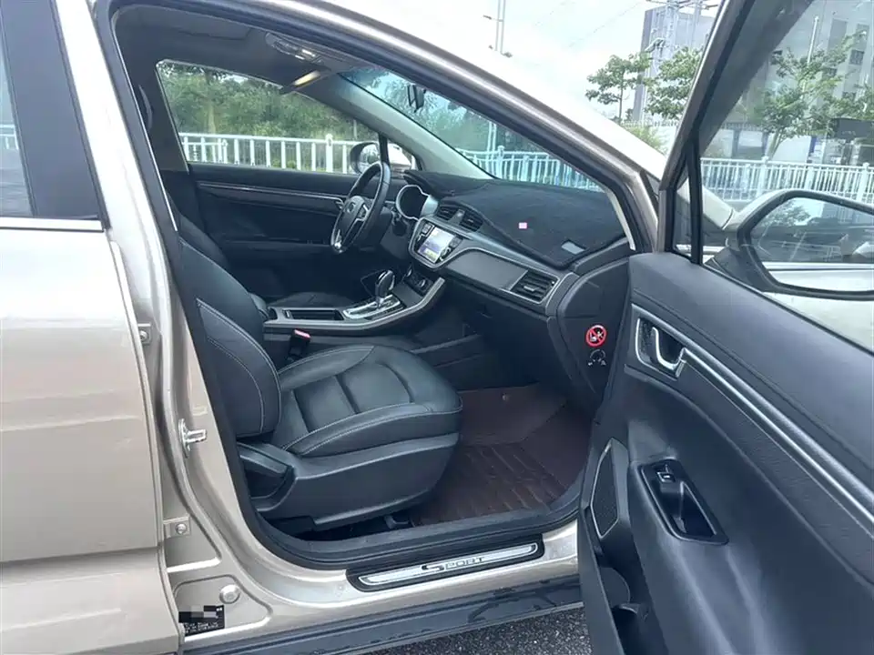 Geely Emgrand GS Geely Emgrand GS