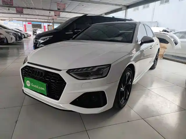 Audi A4L 2020 — купить из Китая под заказ