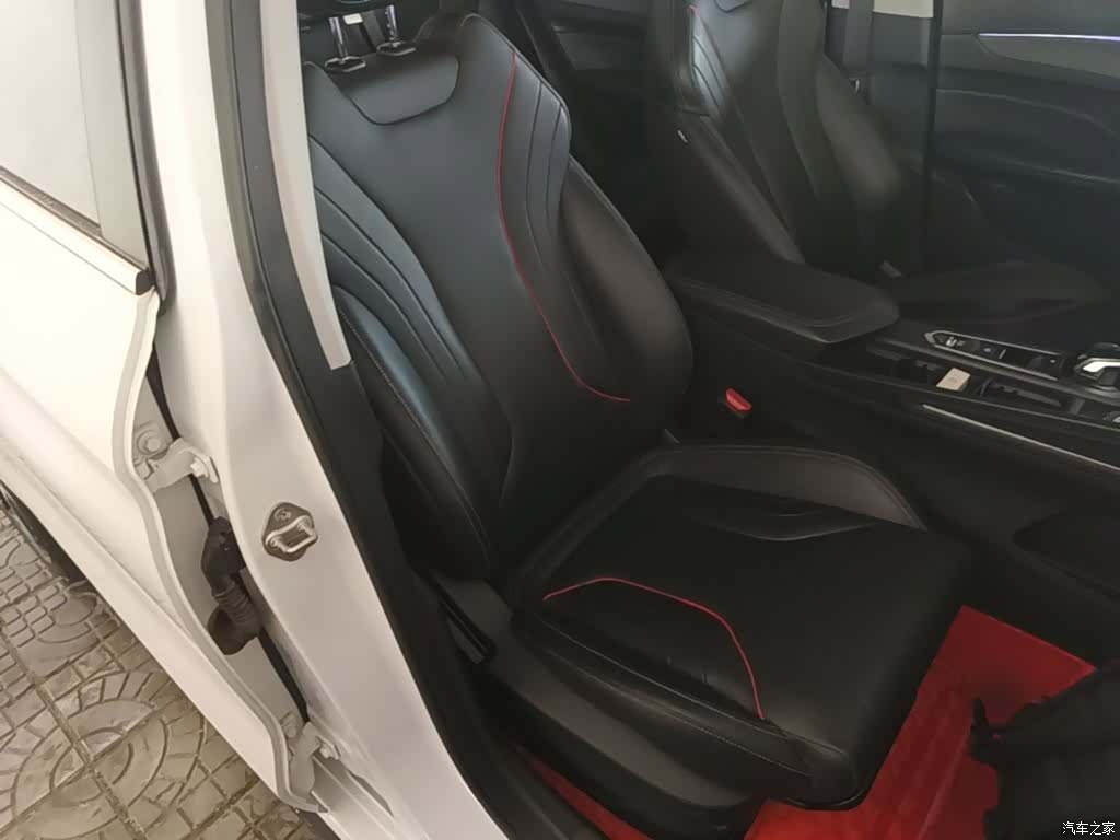 Geely Binray, 2022 25