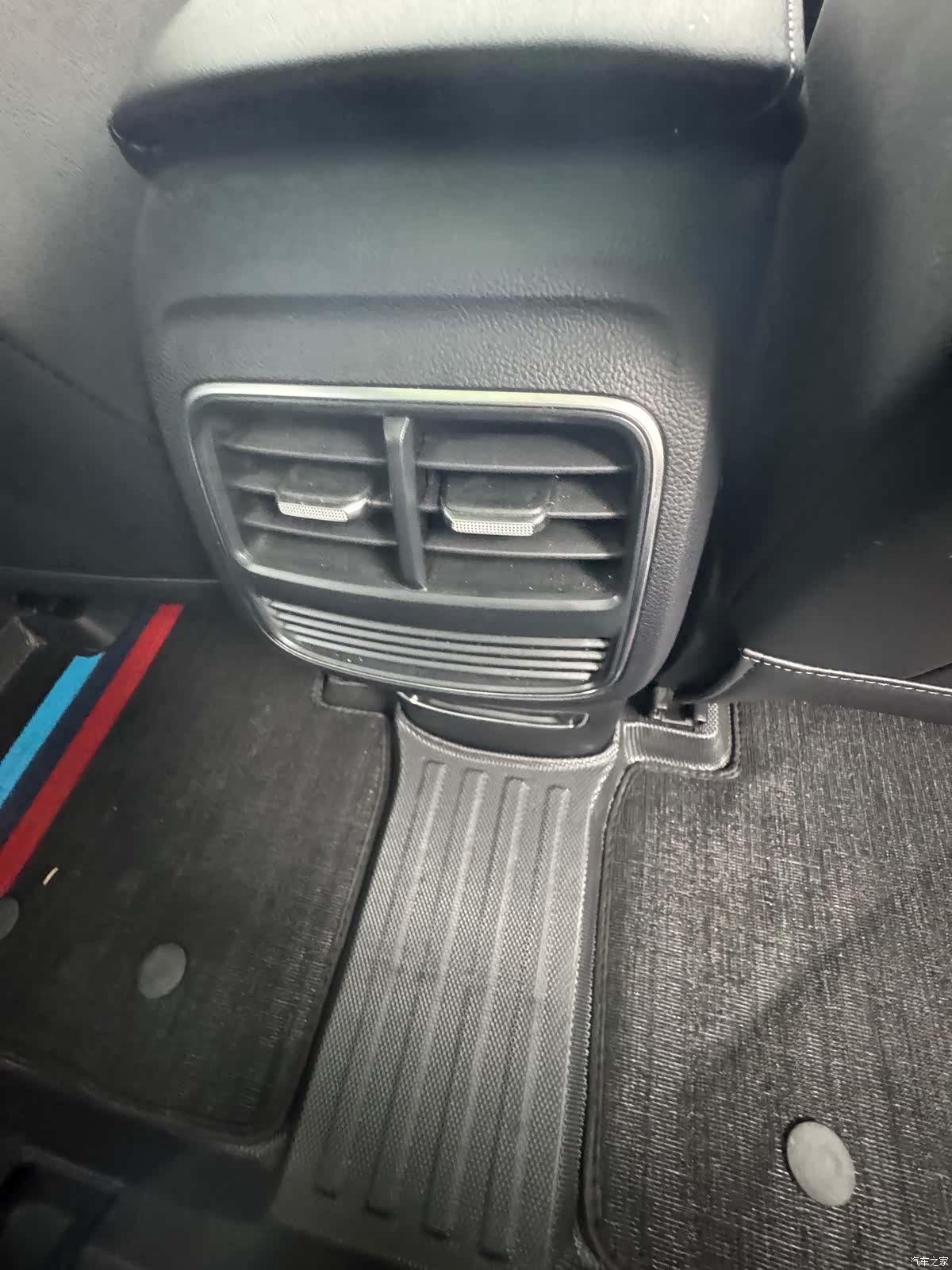 Roewe RX5, 2025 12