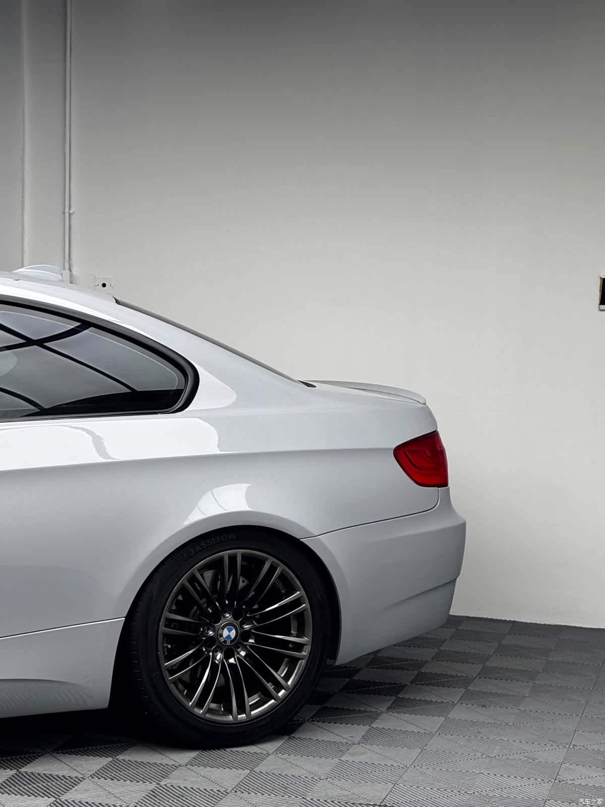 BMW M3, 2011 4