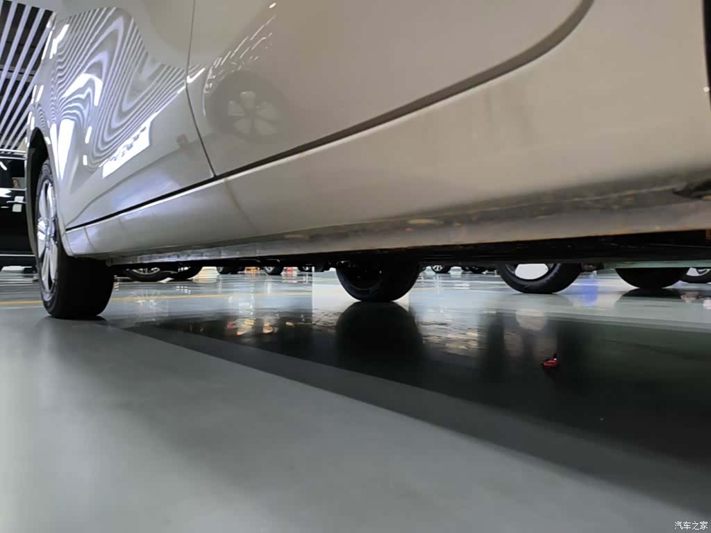 Wuling MINIEV, 2026 22