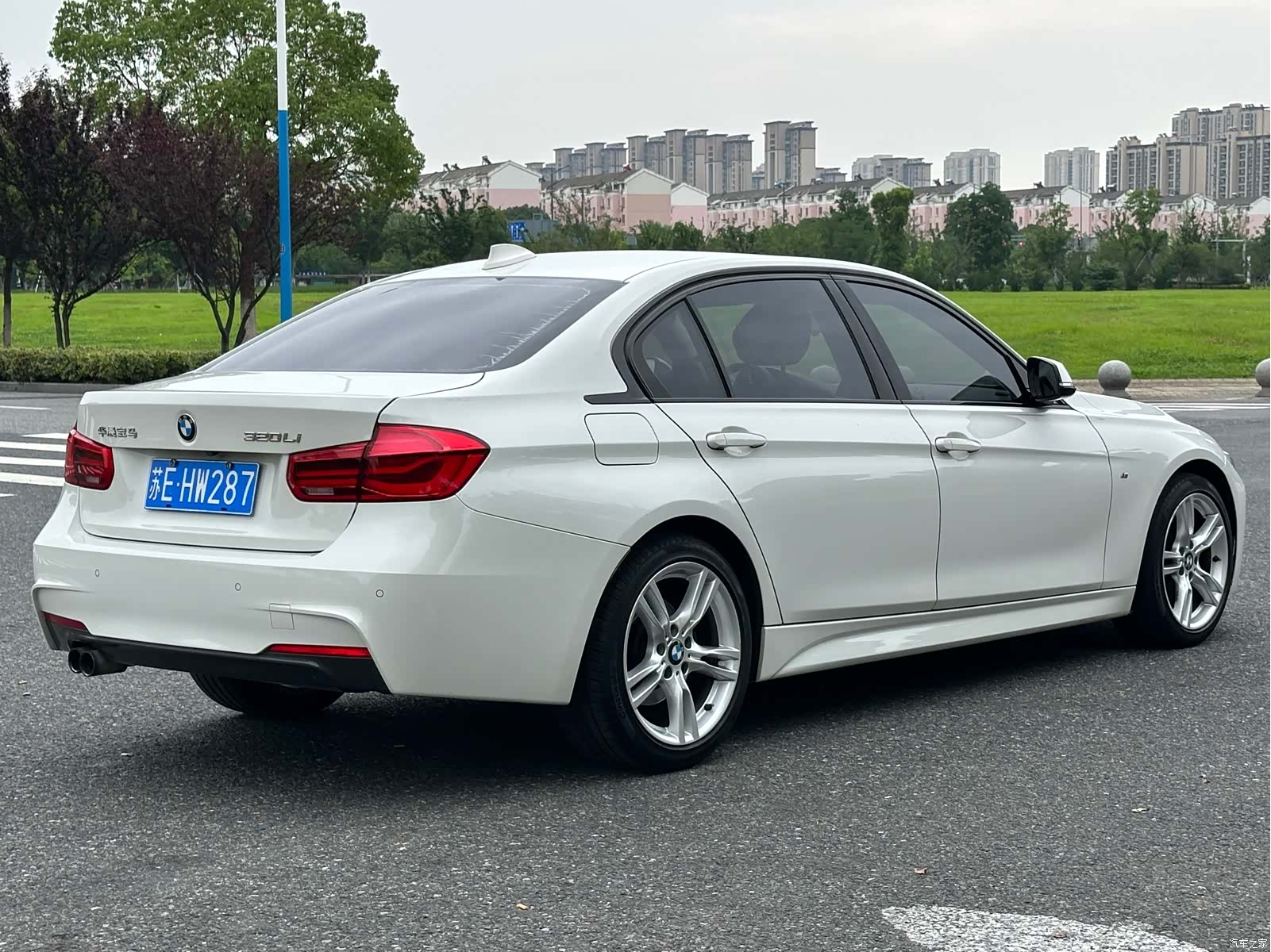 BMW 3 Series, 2017 все фото