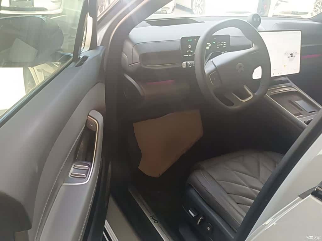 NIO ES6, 2025 9