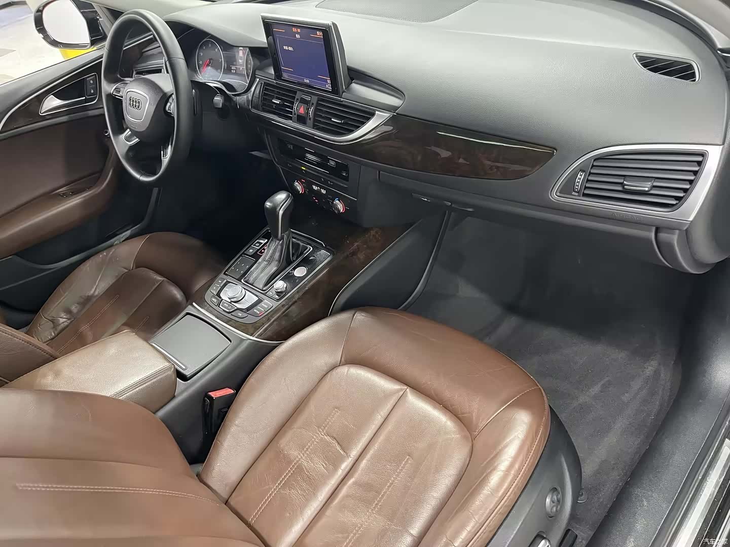 Audi A6L, 2016 10