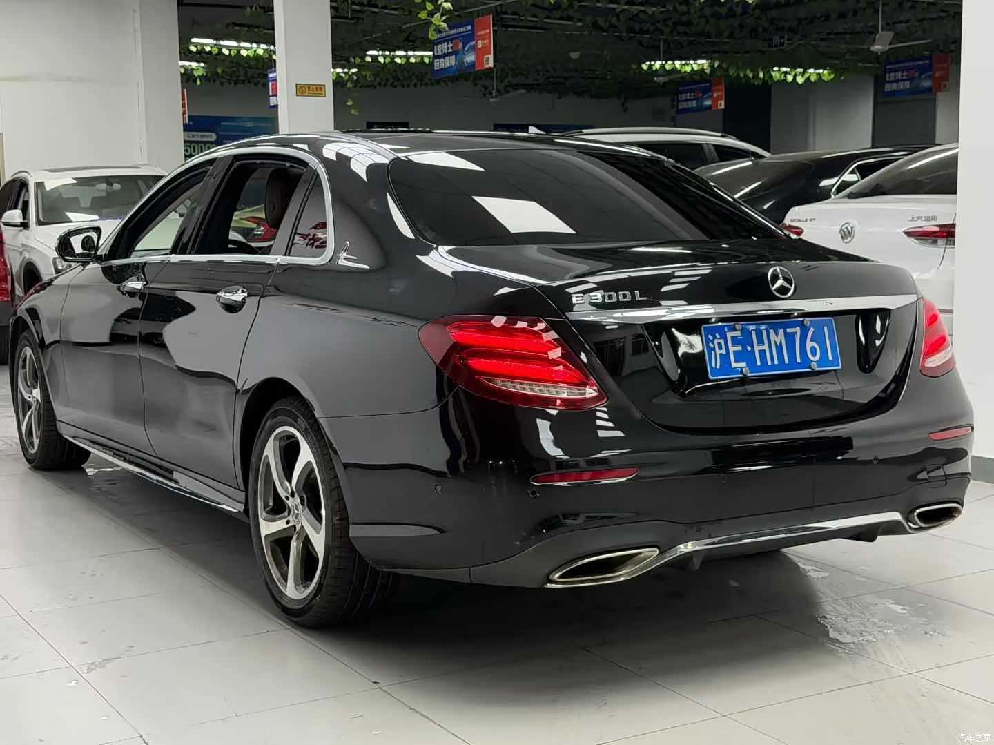 Mercedes-Benz E-Class, 2019 4