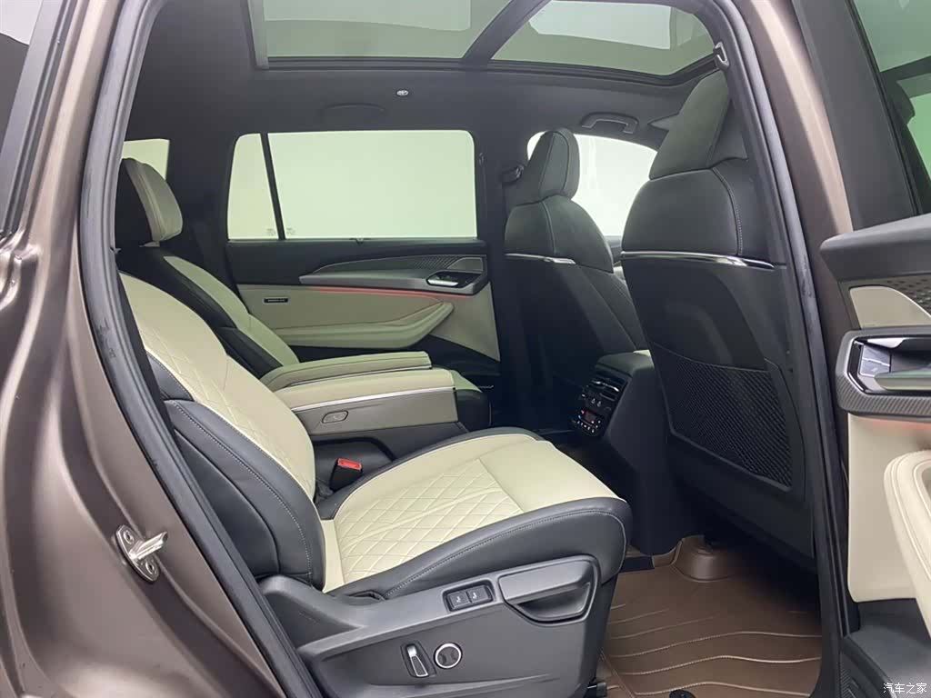 Audi Q6, 2022 24