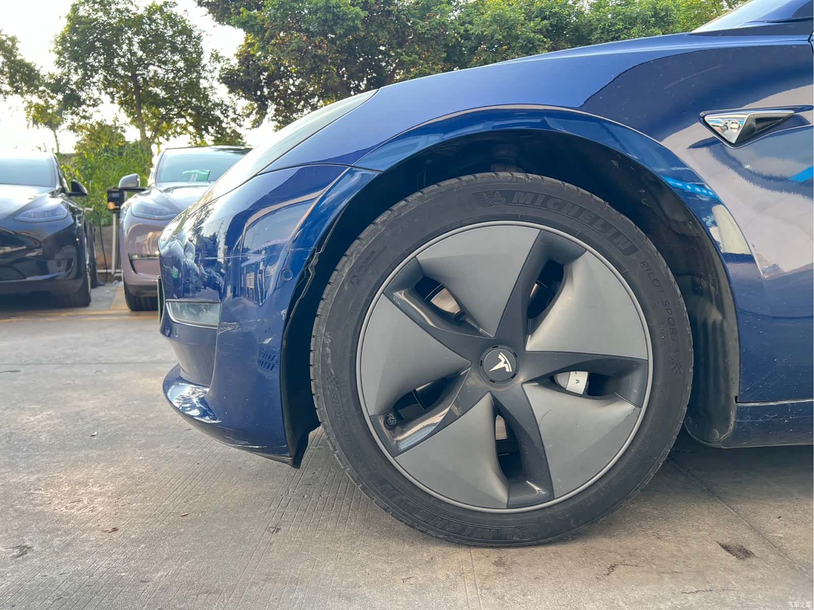 Tesla Model 3, 2019 11