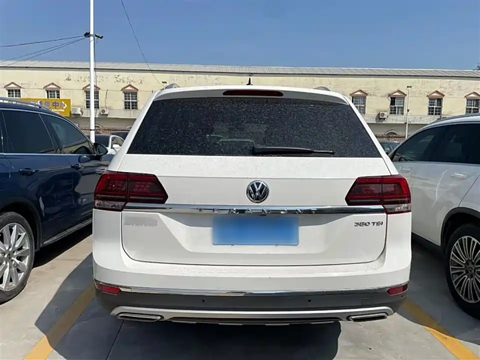Volkswagen Tourang