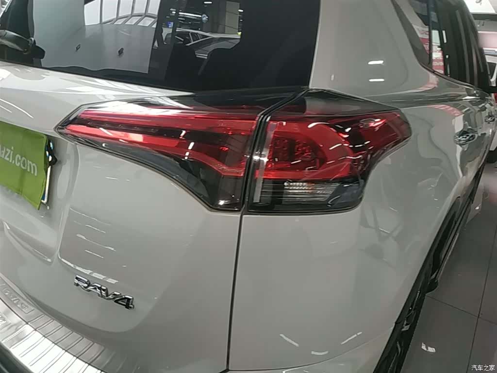 Toyota RAV4, 2016 8