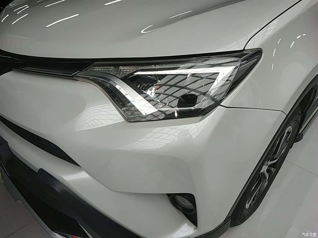 Toyota RAV4, 2016 24