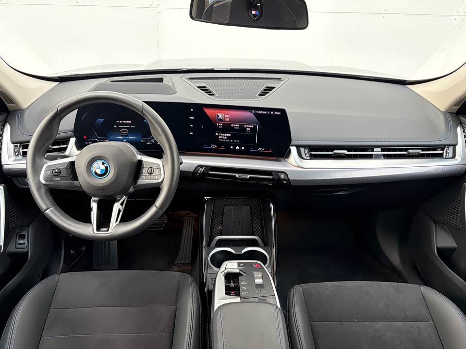 BMW iX1 BMW iX1