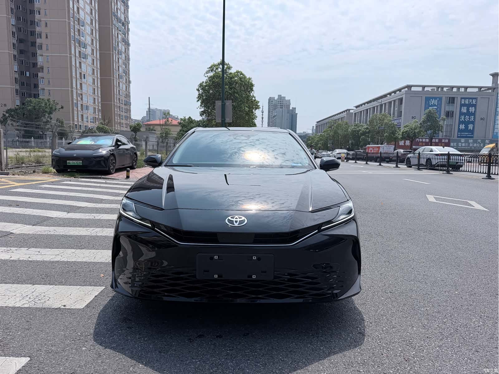Toyota Camry, 2026 2