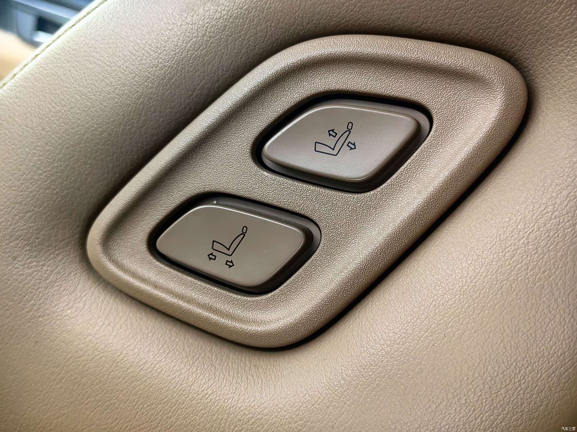Buick GL8, 2021 21