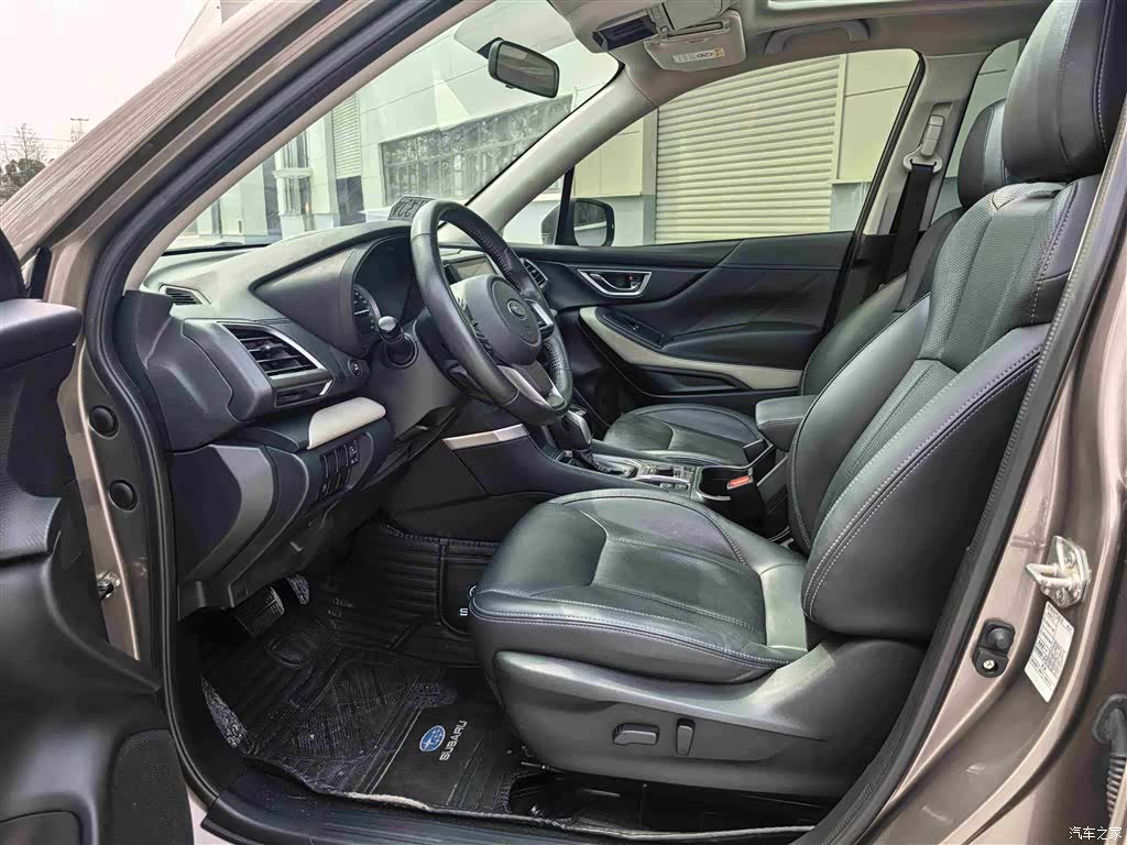Subaru Forester, 2022 10
