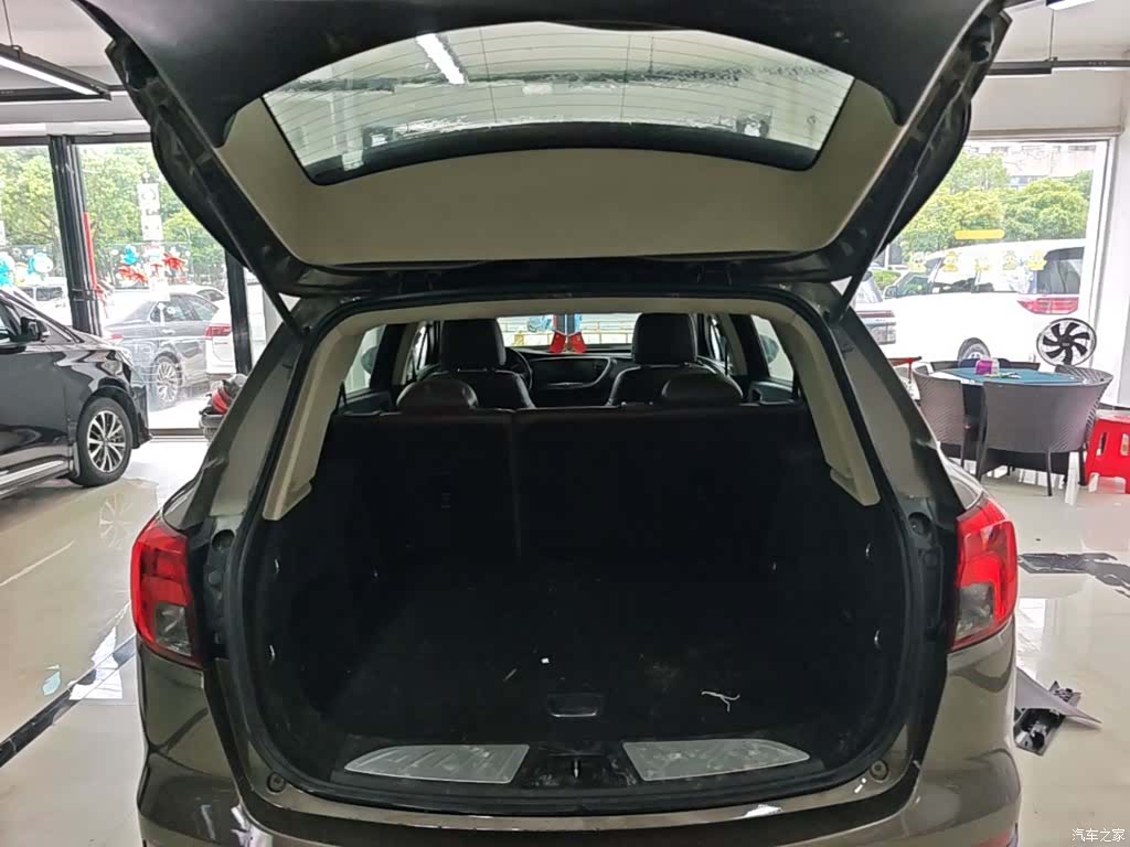 Buick Envision Plus, 2016 19