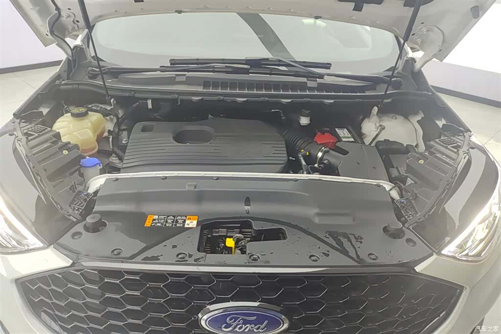 Ford Edge, 2019 10