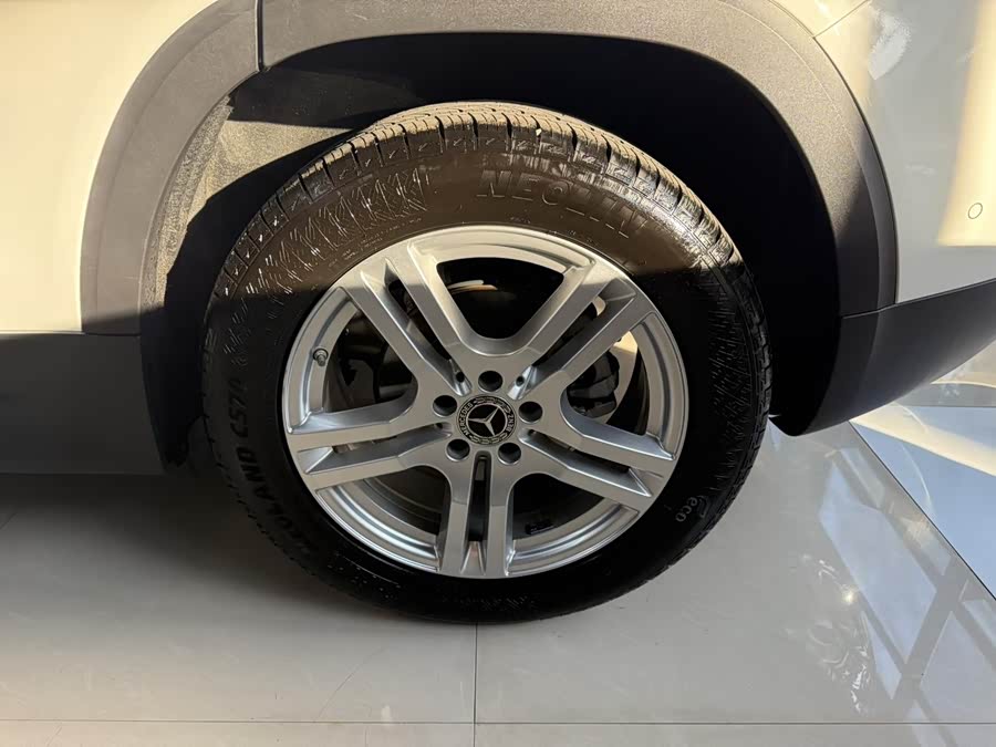 Mercedes-Benz GLB 2022, фото 15