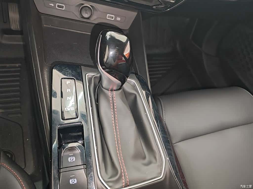 MG MG5, 2024 14