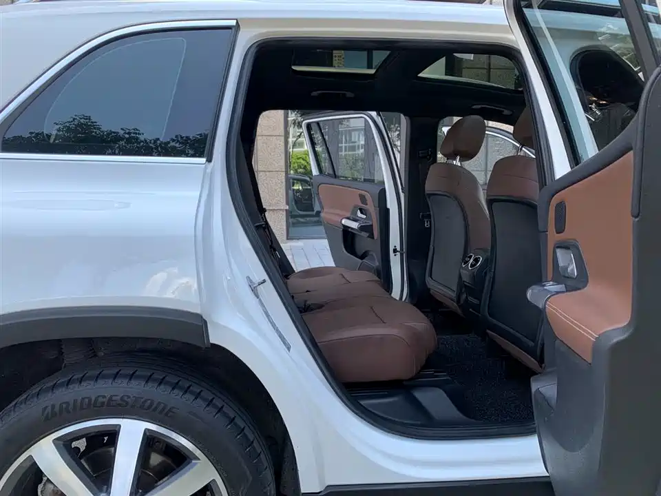 Mercedes-Benz GLB Mercedes-Benz GLB