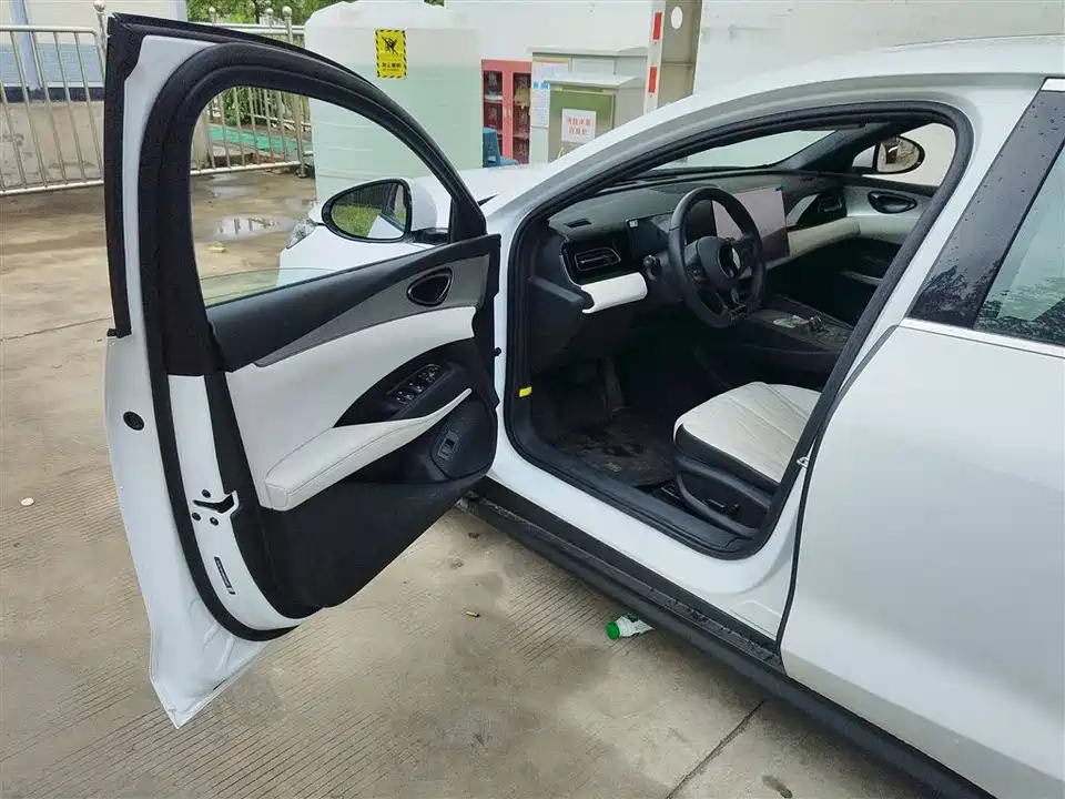 BYD Seal 06