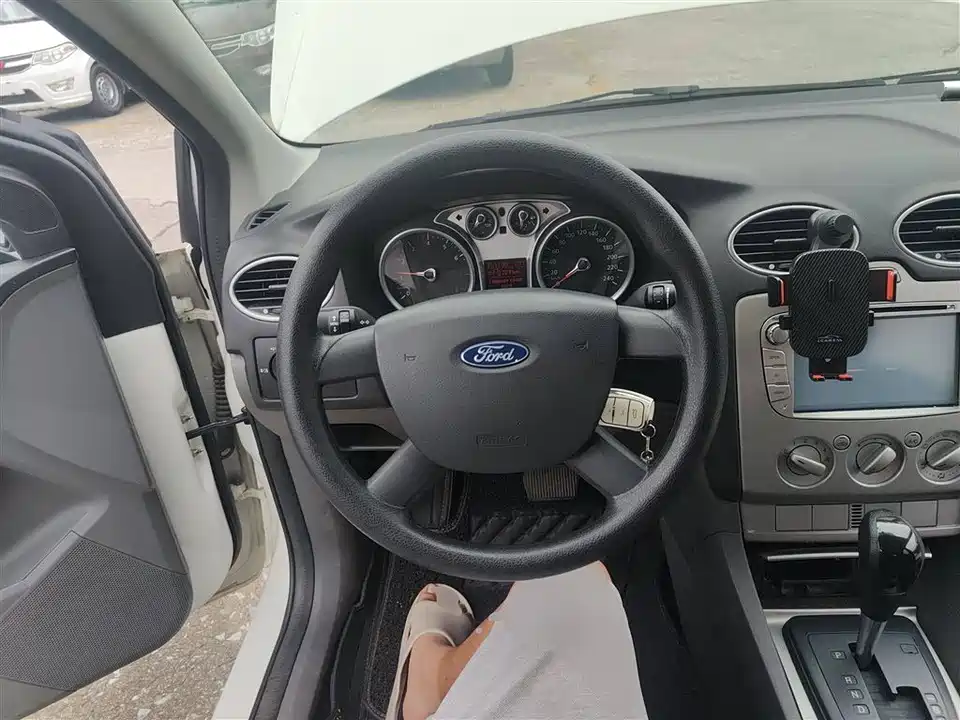 Ford Fox