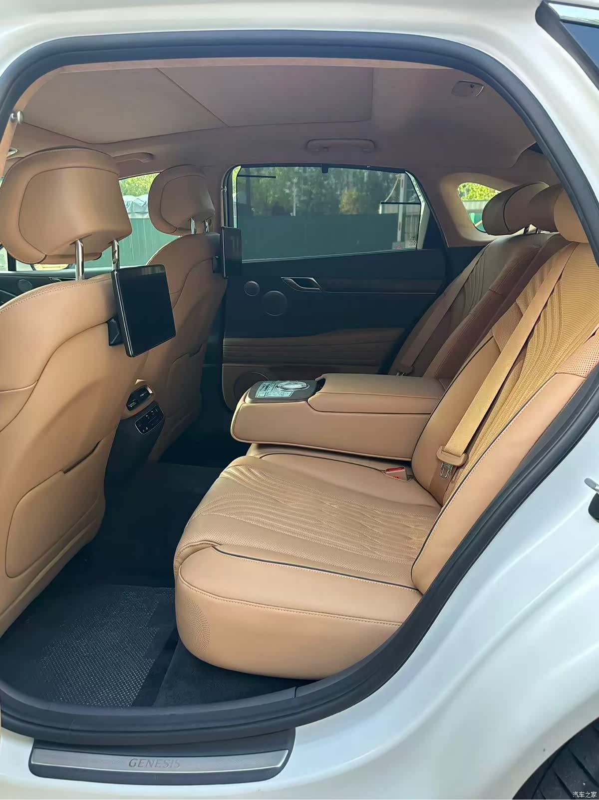 Genesis G80, 2022 8