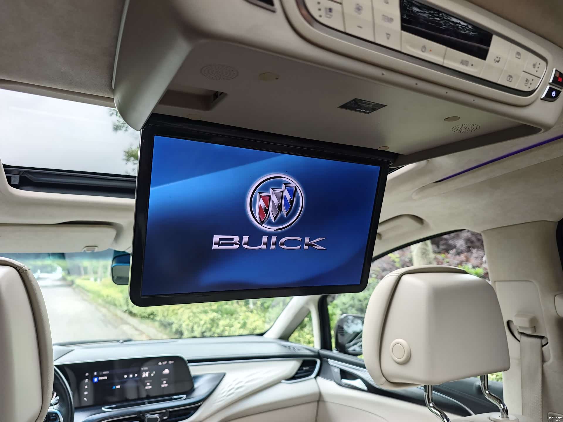 Buick GL8, 2021 10