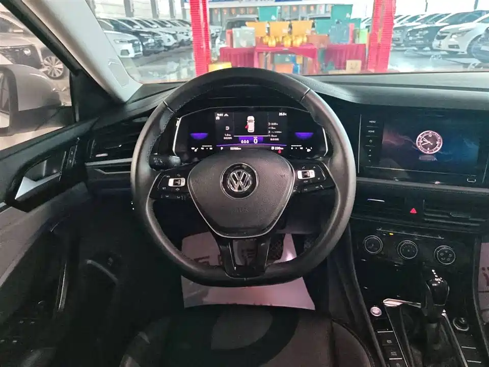 Volkswagen Sagitar