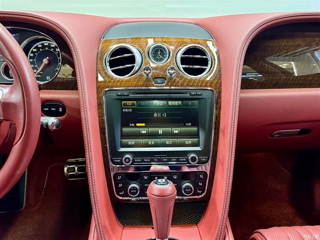 Bentley Flying Spur, 2018 28