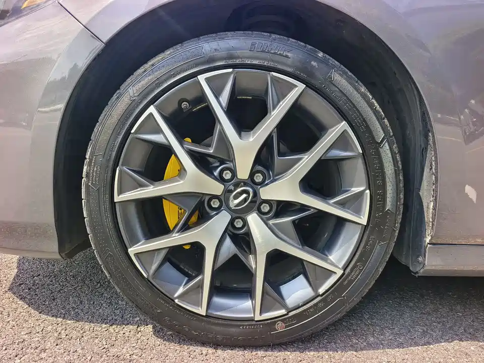 Trumpchi Shadow Leopard