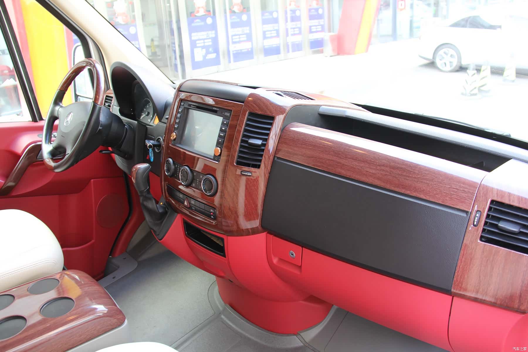 Mercedes-Benz Sprinter, 2013 14