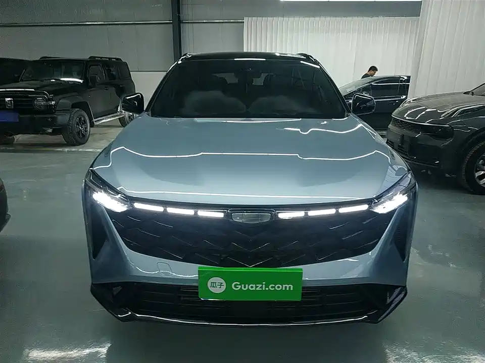 Geely Atlas