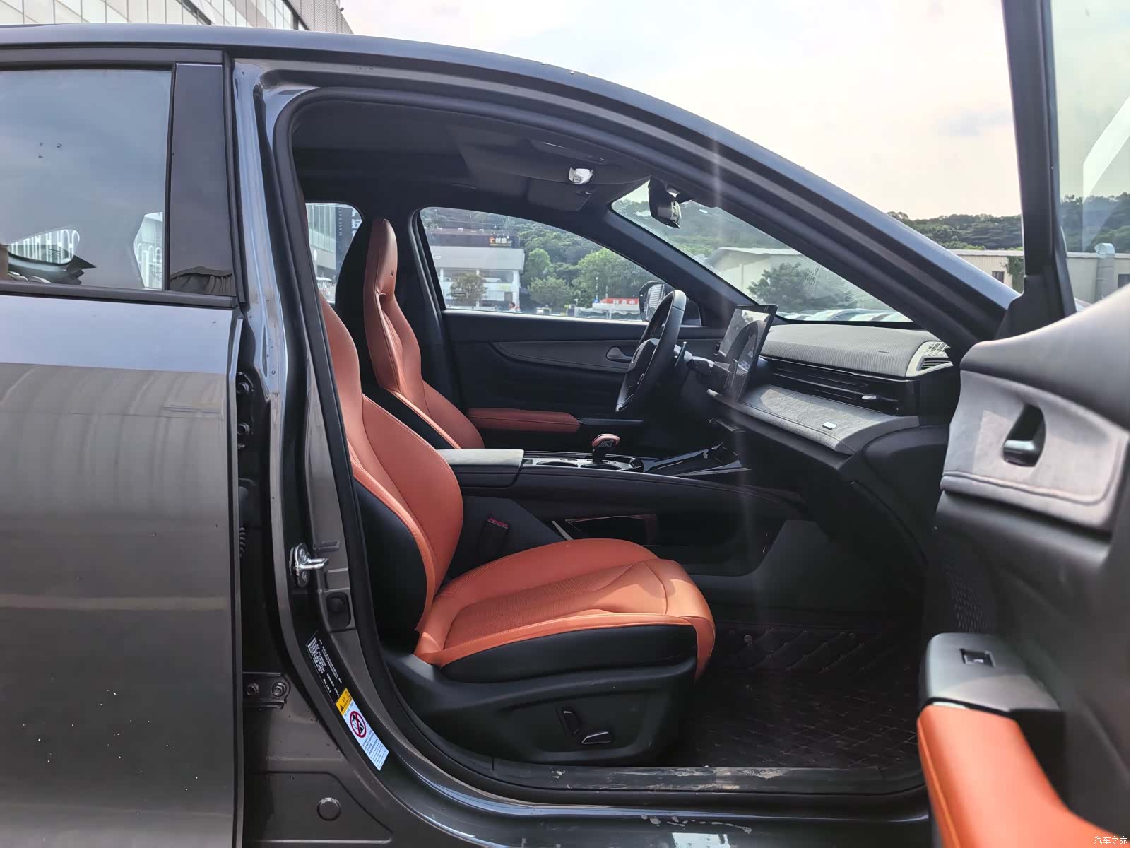 Changan UNI-V, 2025 17