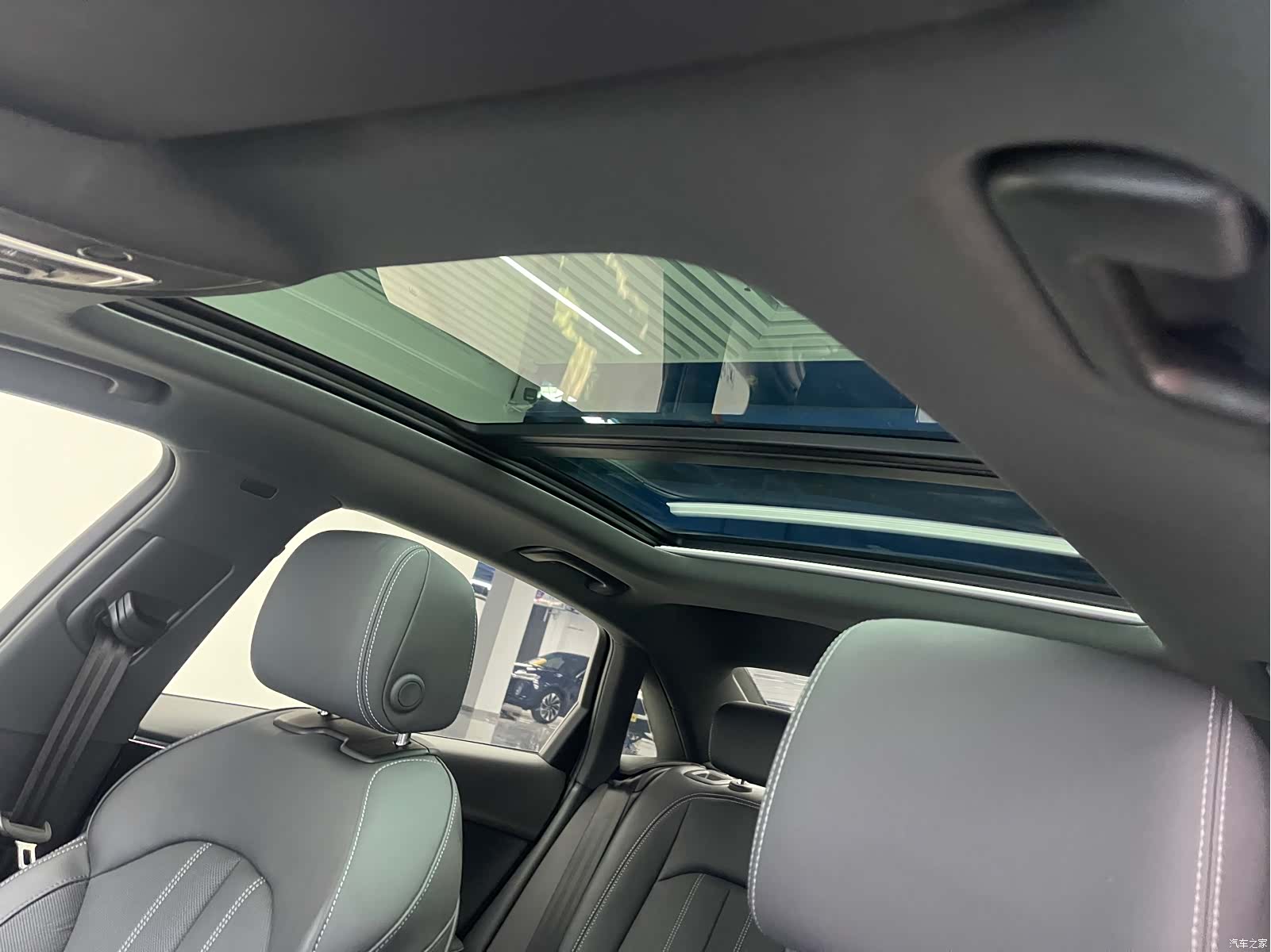 Audi A4L, 2023 13