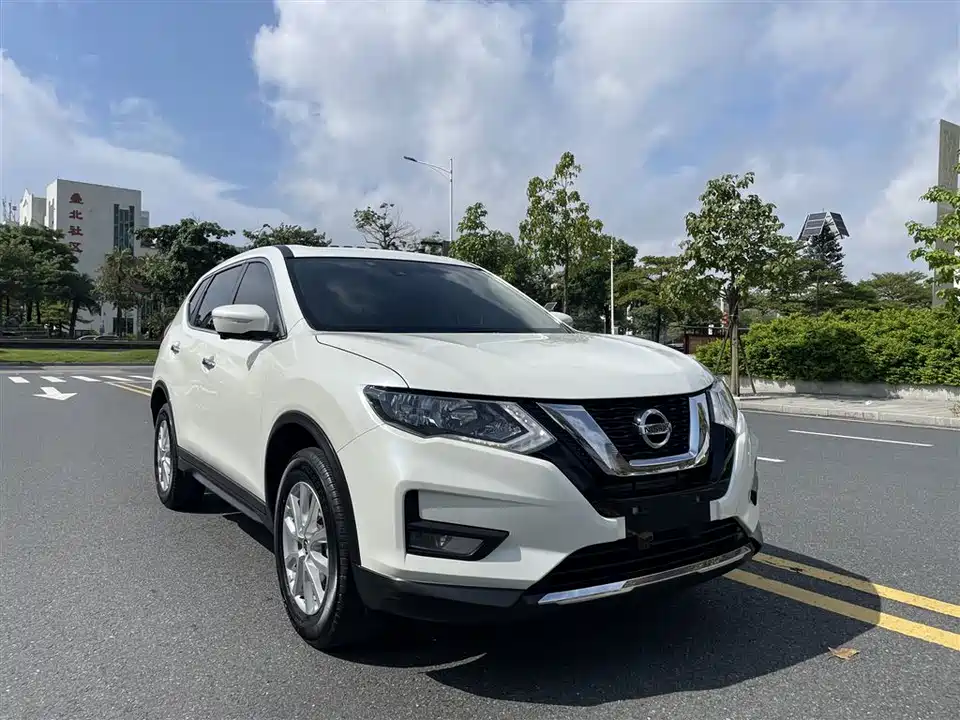 Nissan Qijun