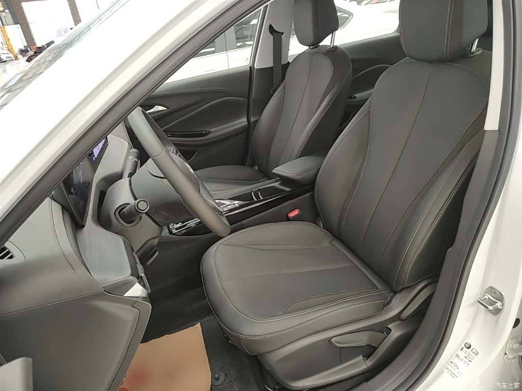 Buick Verano, 2025 15