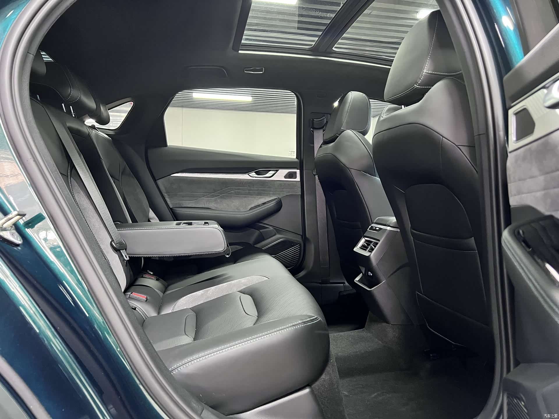 Geely Preface, 2023 10