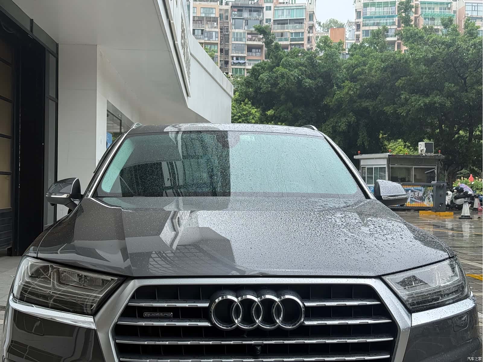 Audi Q7, 2019 8