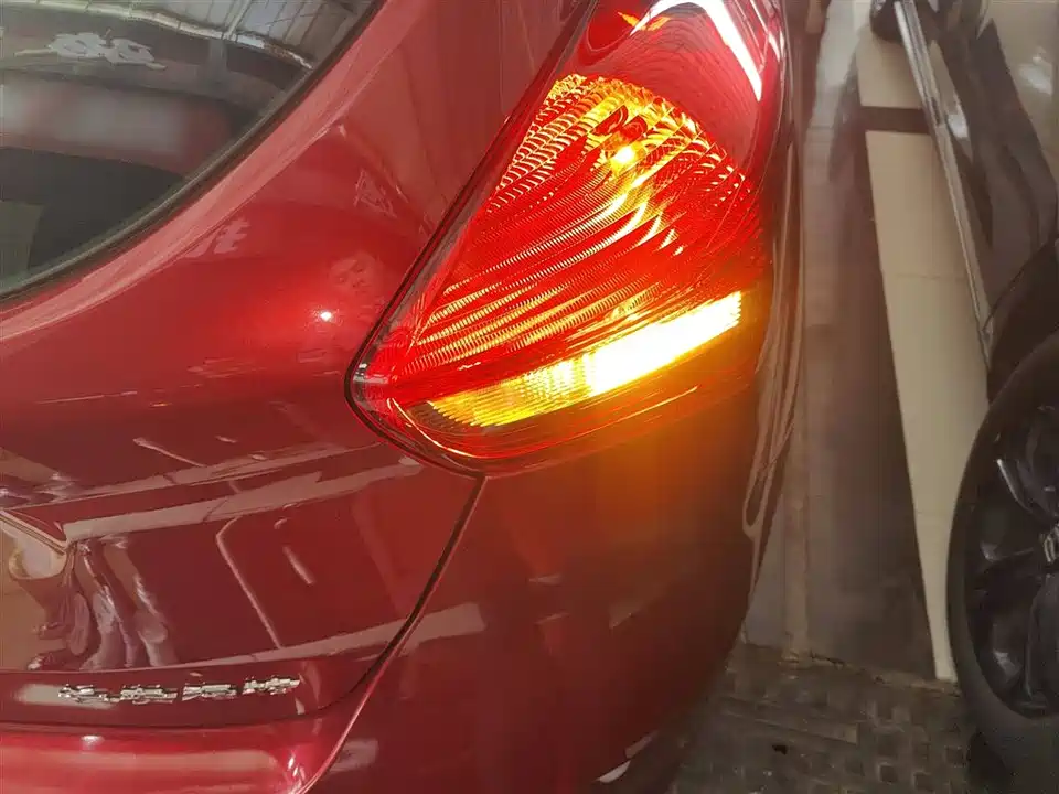 Ford Fox