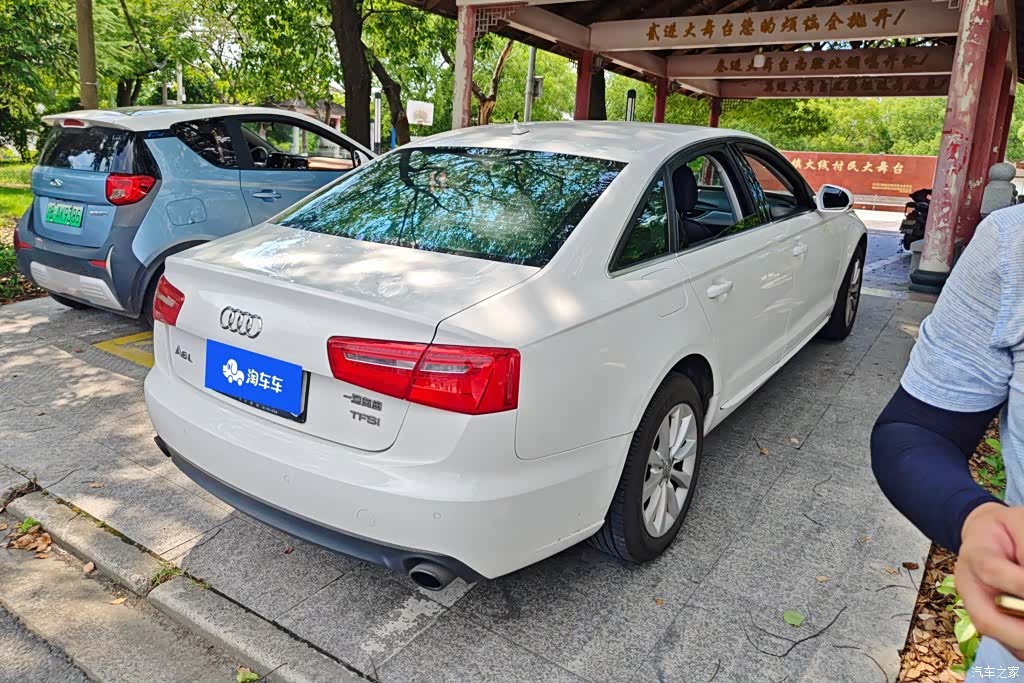 Audi A6L, 2015 3