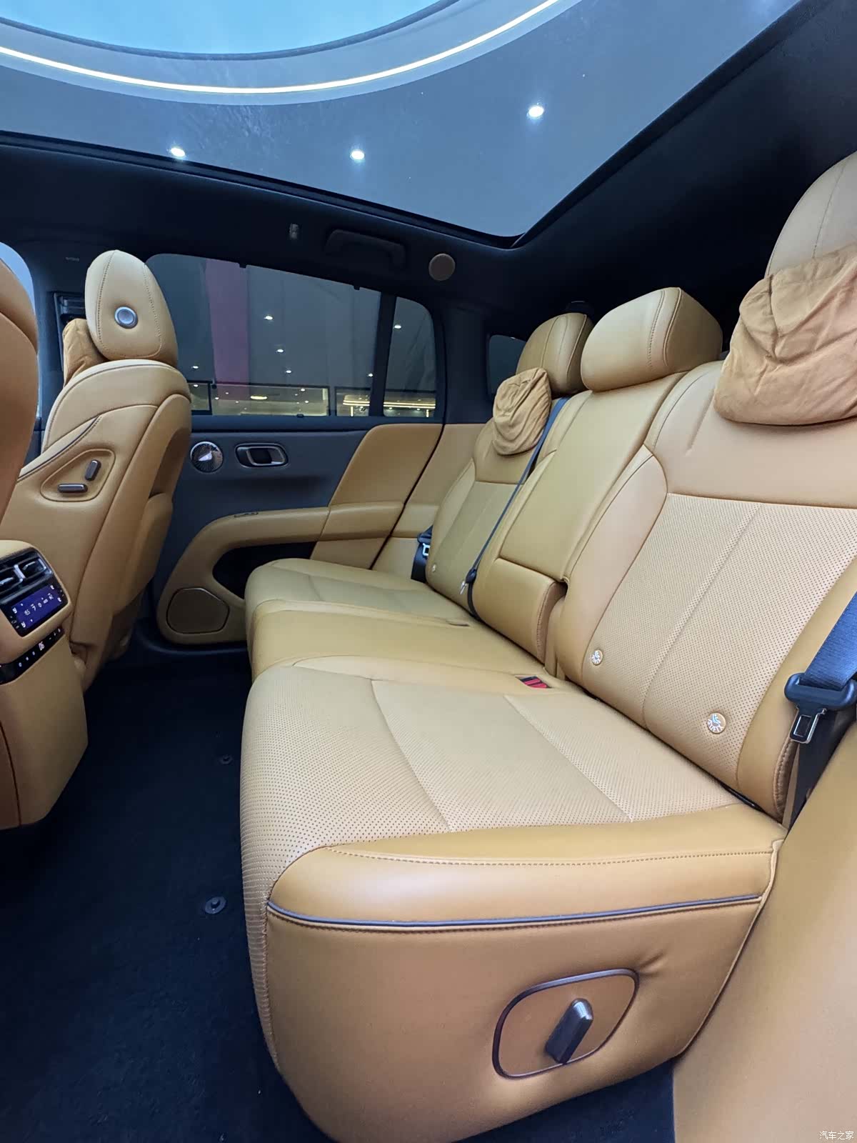 Li Auto i6, 2025 12