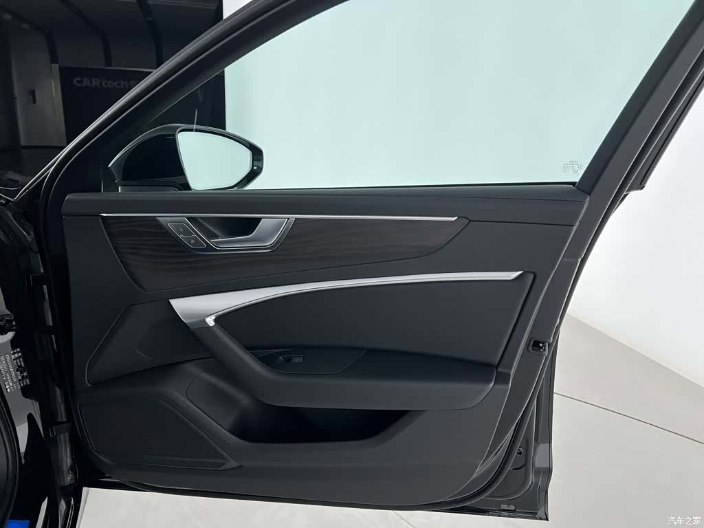 Audi A6L, 2026 24