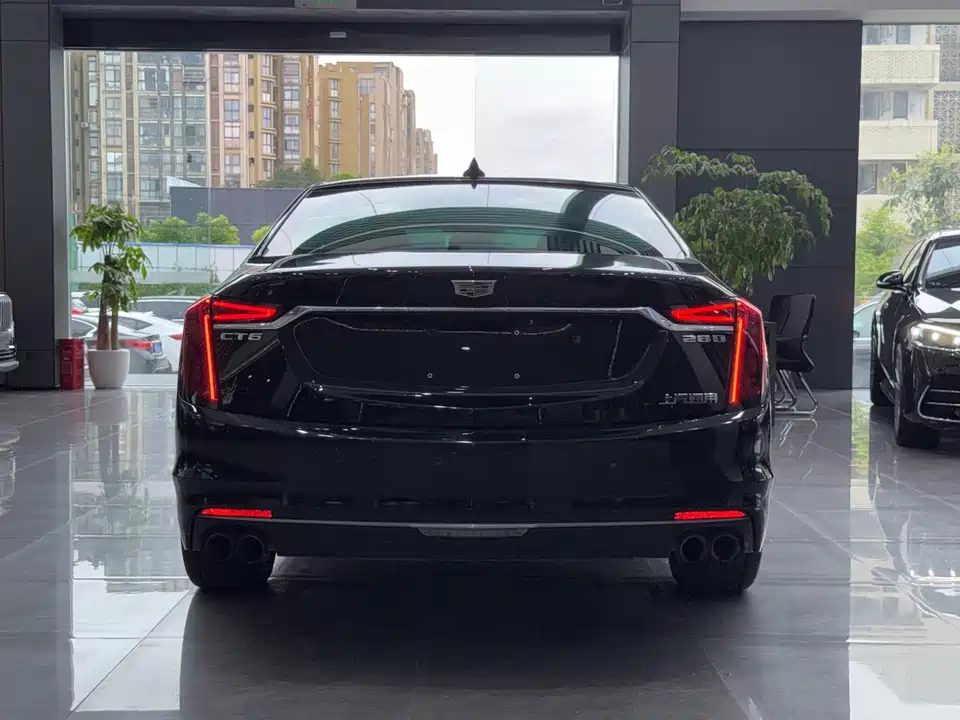 Cadillac CT6