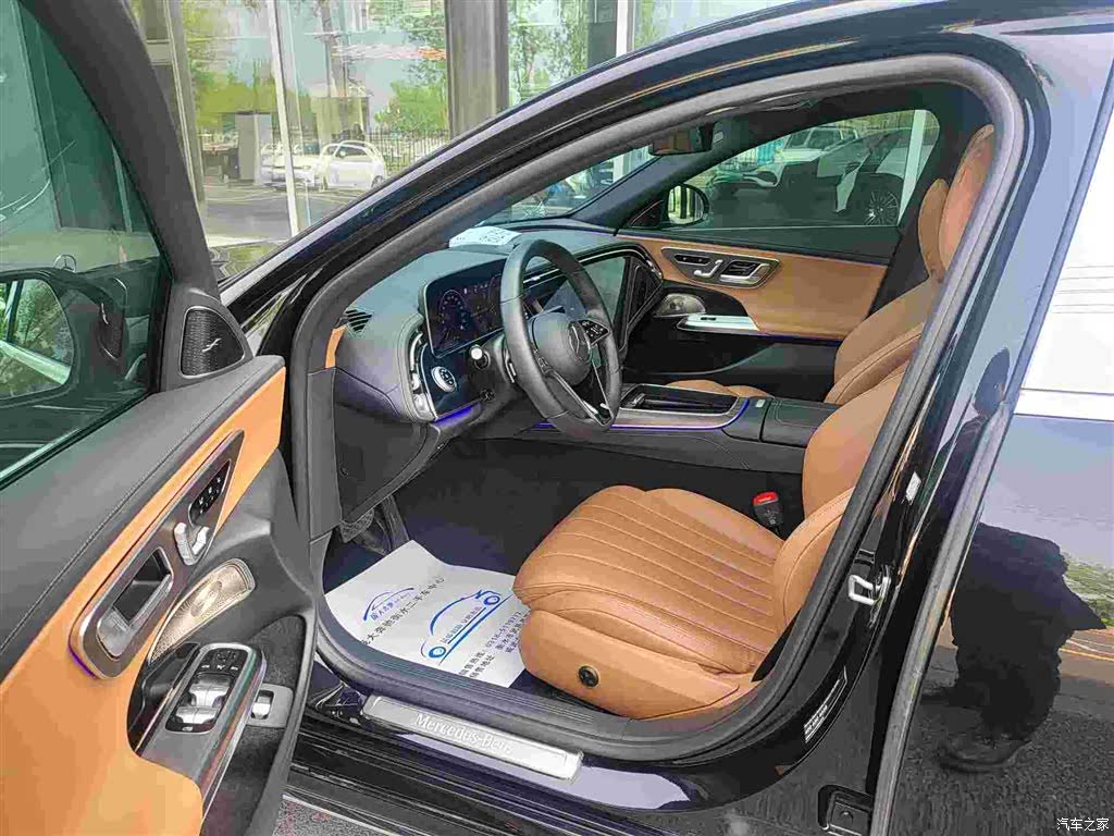 Mercedes-Benz E-Class, 2024 все фото