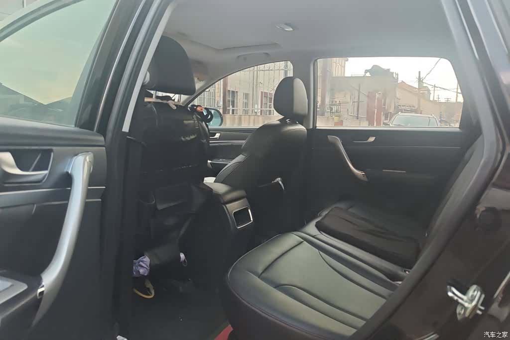 Haval M6, 2017 11